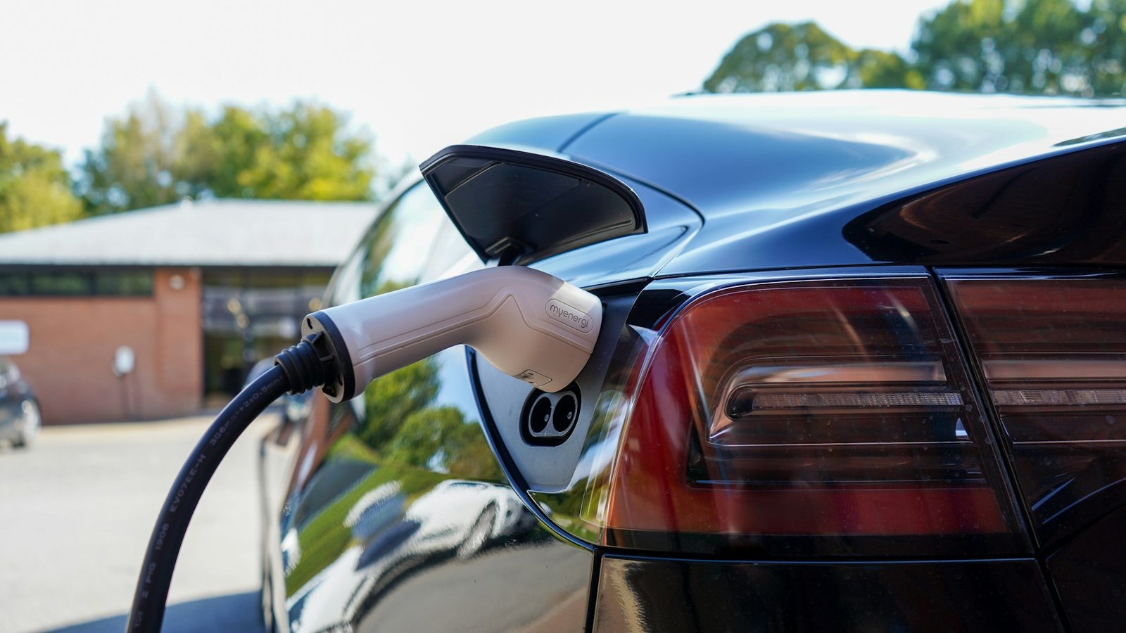 Como comprar um BYD: preços, concessionárias e dicas