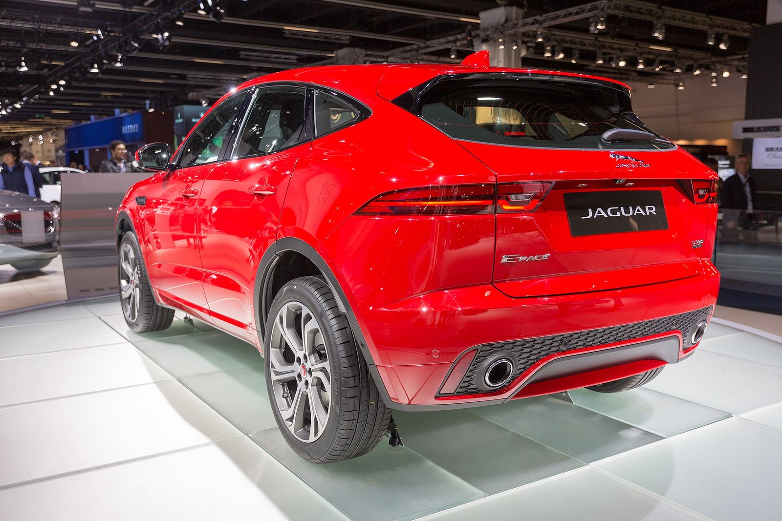 Jaguar E-Pace: o SUV compacto de entrada da marca britânica