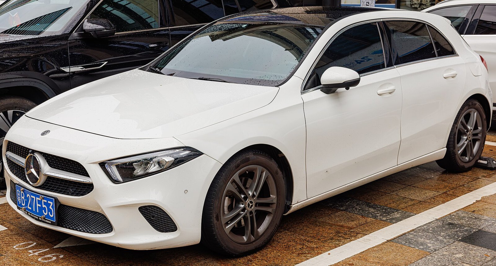 Mercedes-Benz Classe A: o hatch e sedã de entrada que abre as portas da marca