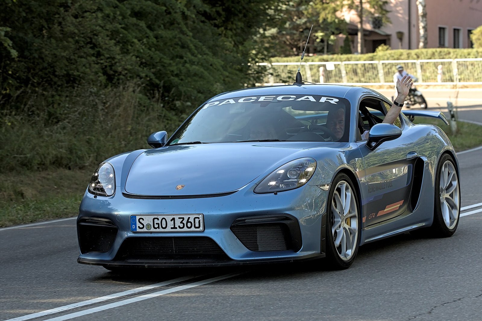 Porsche 718 Cayman GT4