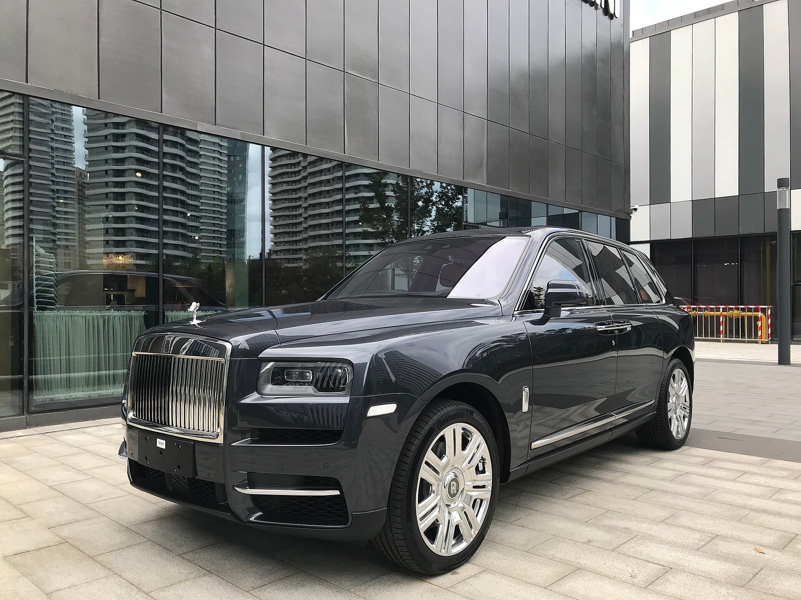 Rolls-Royce Cullinan: o SUV ultraluxuoso