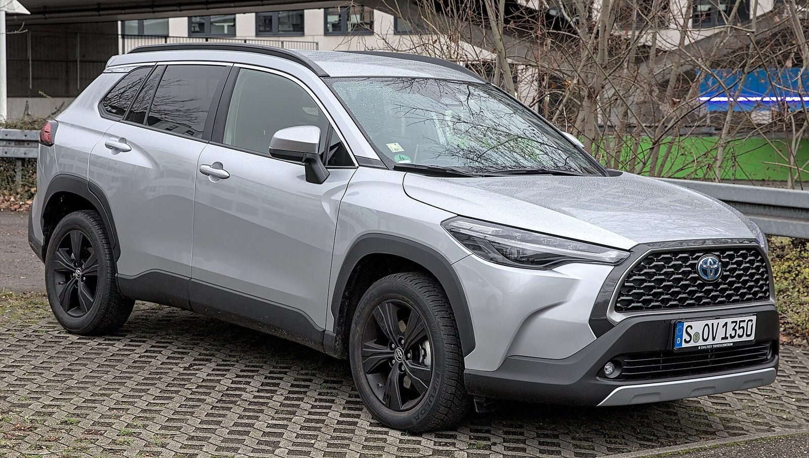 Toyota Corolla Cross: o SUV híbrido que equilibra economia e espaço